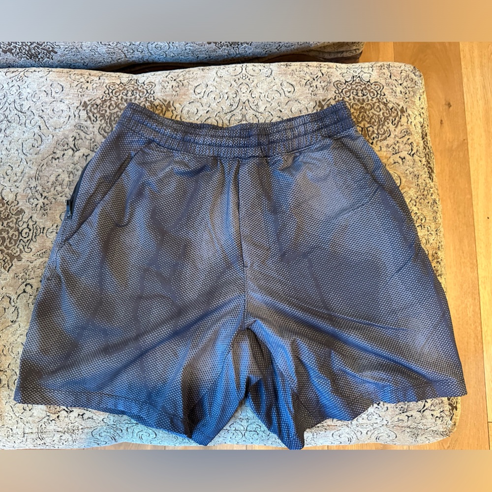Lululemon Pacebreaker shorts